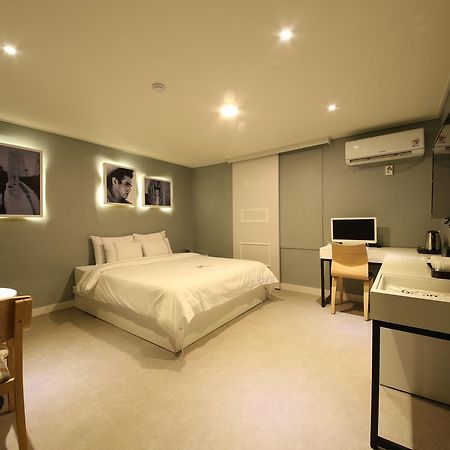Winner Hotel Чонджу Экстерьер фото