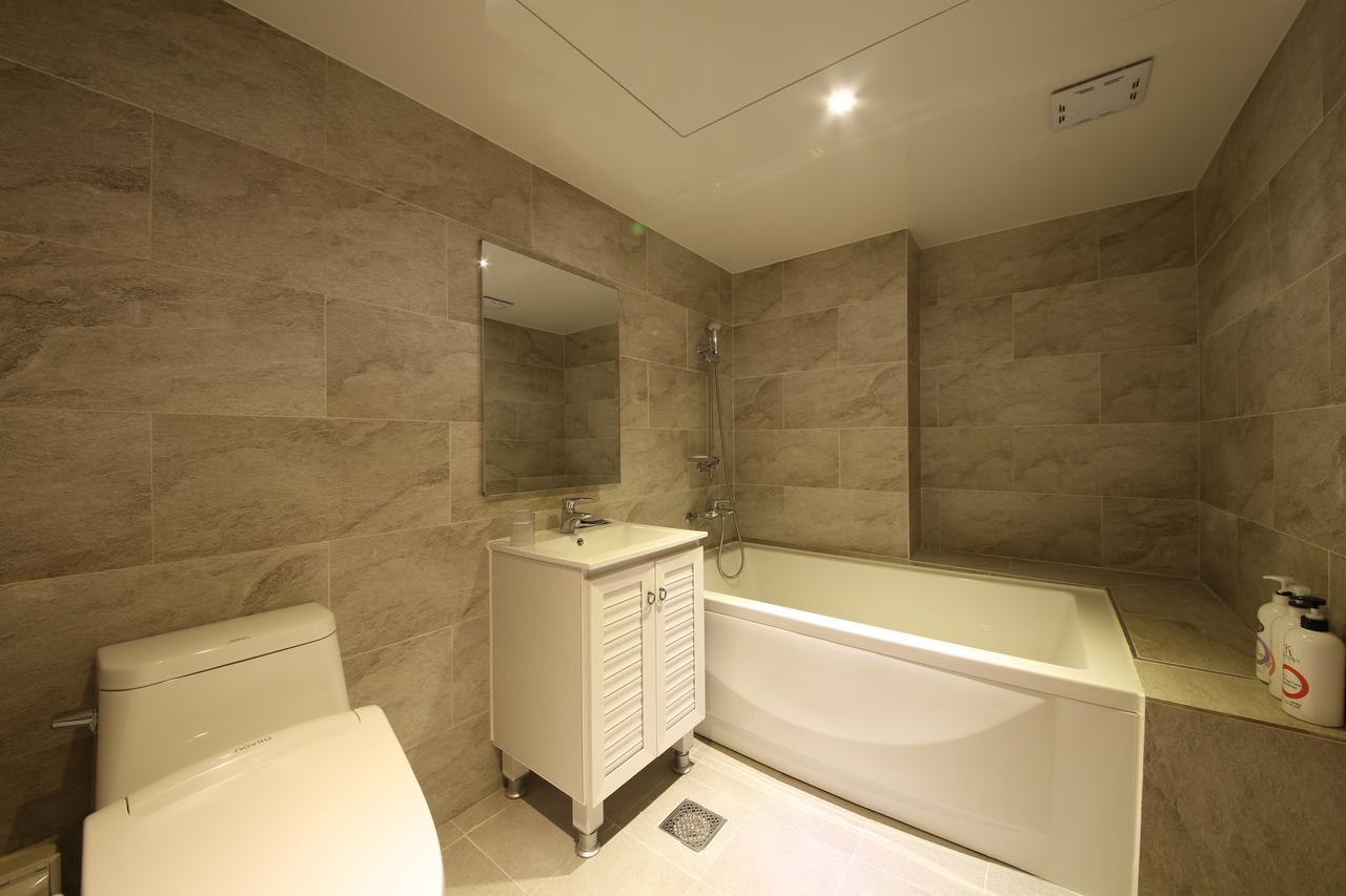 Winner Hotel Чонджу Экстерьер фото