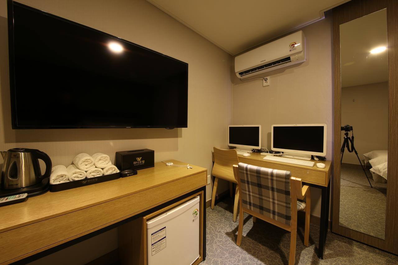Winner Hotel Чонджу Экстерьер фото