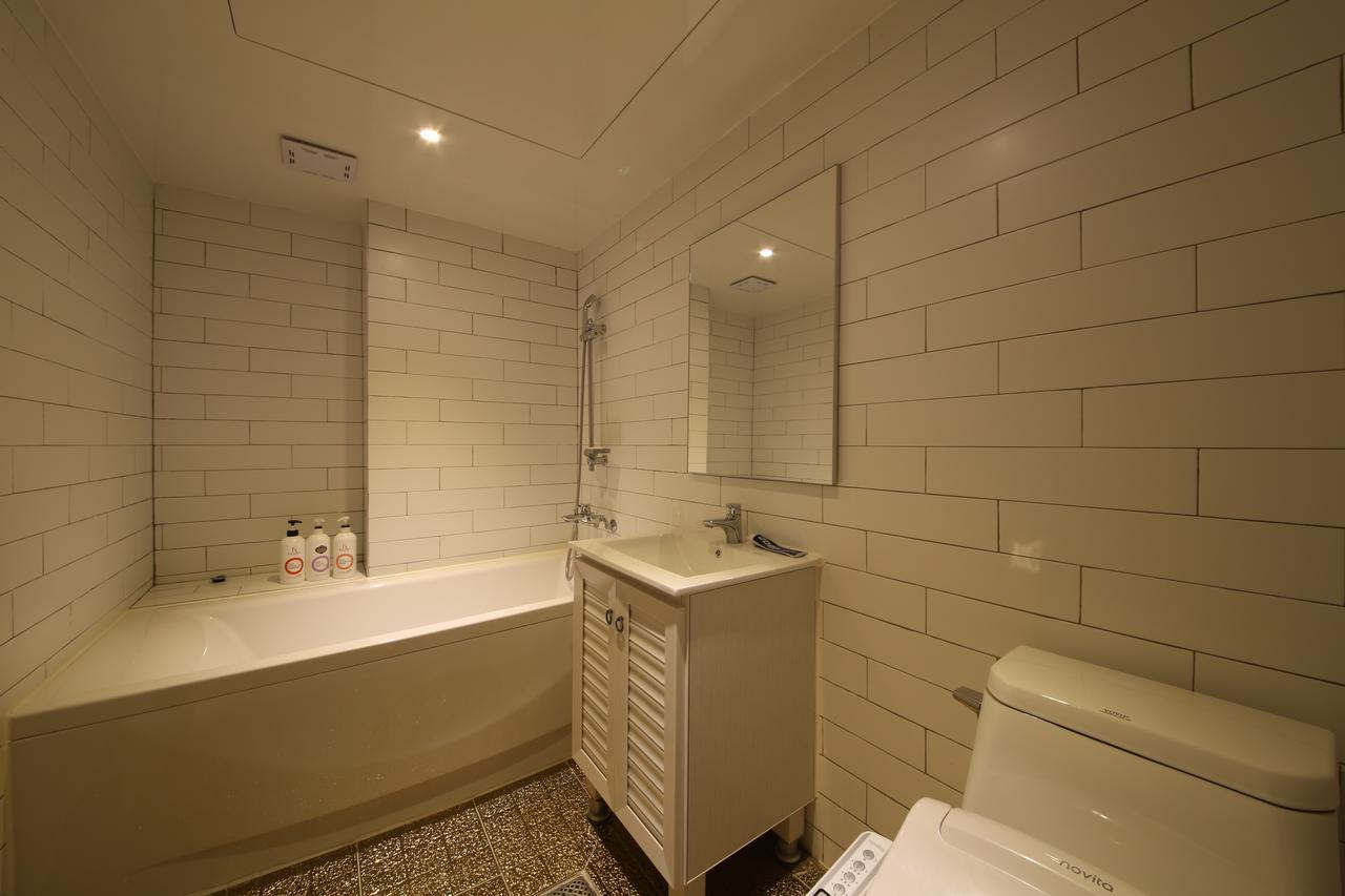 Winner Hotel Чонджу Экстерьер фото