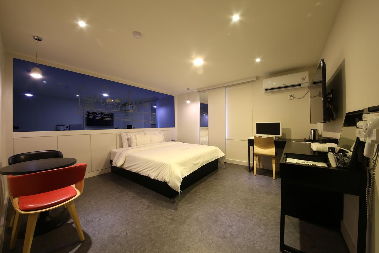 Winner Hotel Чонджу Экстерьер фото