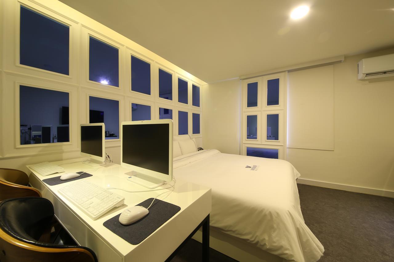 Winner Hotel Чонджу Экстерьер фото
